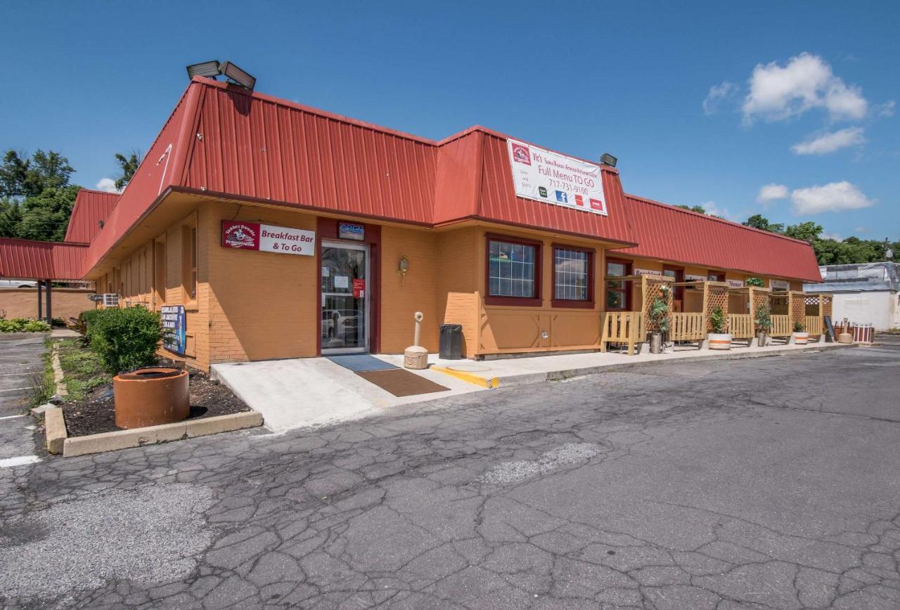 Rodeway Inn Wormleysburg - Harrisburg Exterior photo